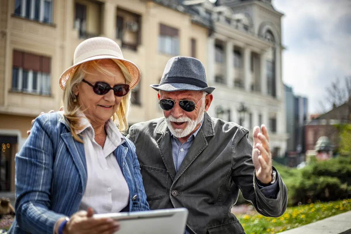 Join our d.HOLIDAY community